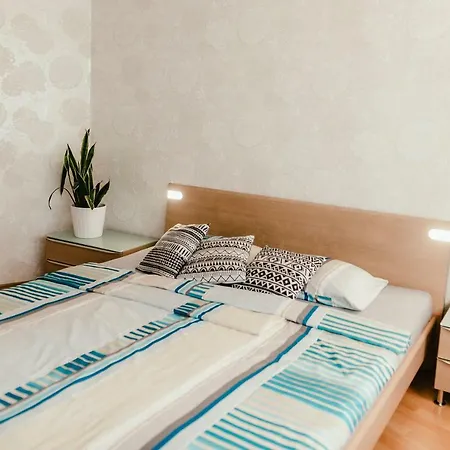 Апартаменты Old Town Pellicova *